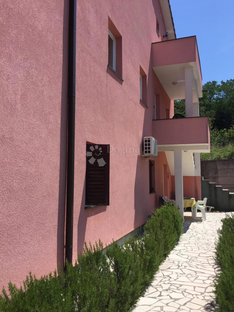 Istra, Labin, vila na mirni lokaciji