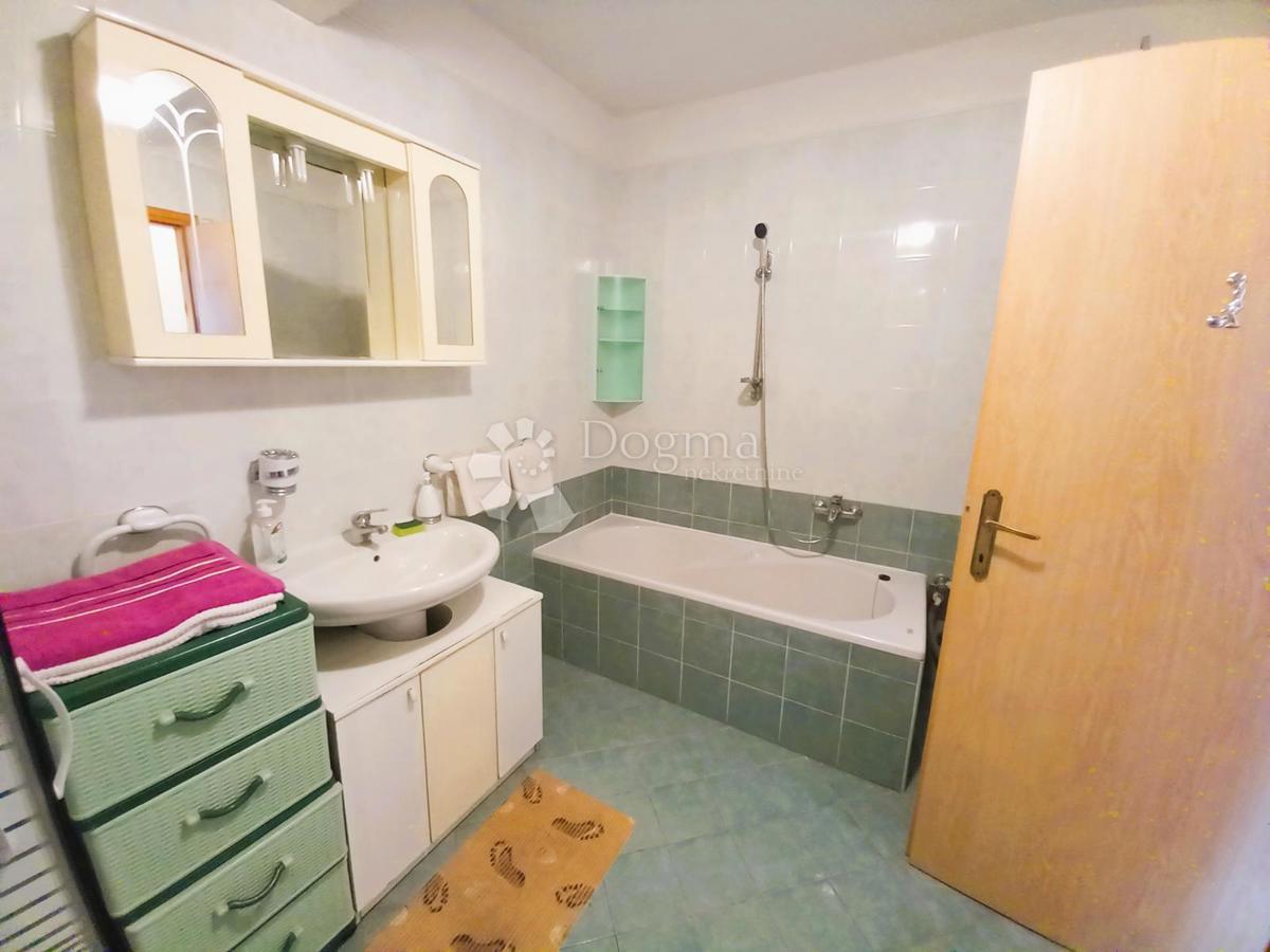 Istra, Labin, vila na mirni lokaciji