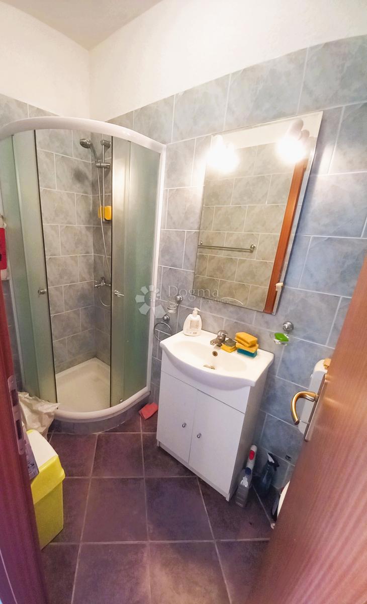 Istra, Labin, vila na mirni lokaciji