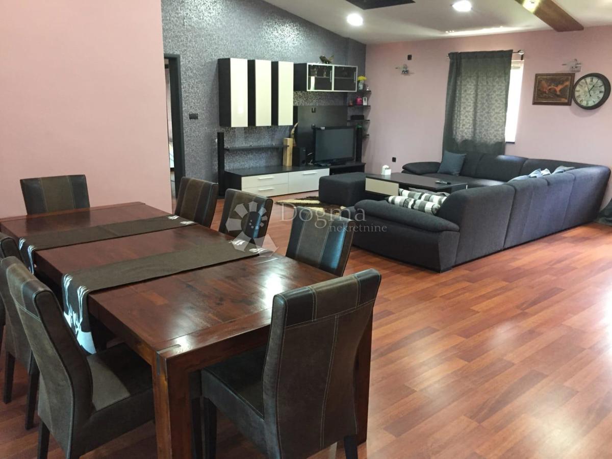 Istra, Labin, vila na mirni lokaciji