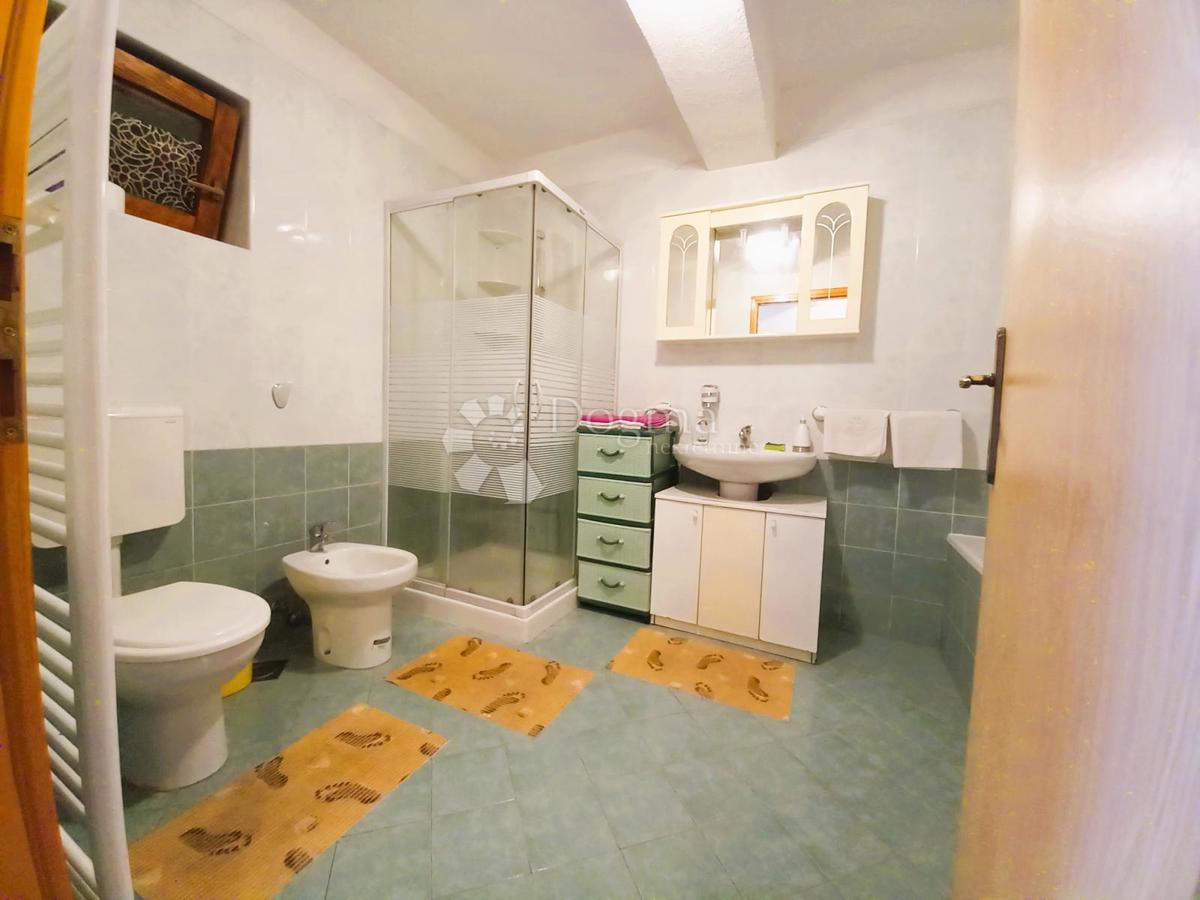 Istra, Labin, vila na mirni lokaciji