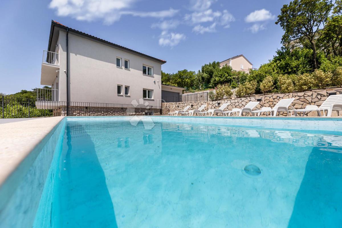 Hiša Povile, Novi Vinodolski, 250m2