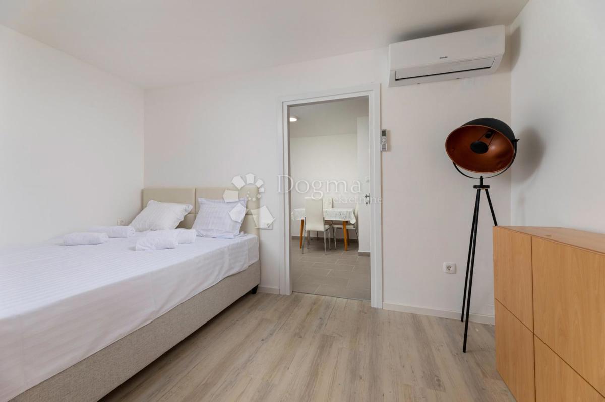 Hiša Povile, Novi Vinodolski, 250m2