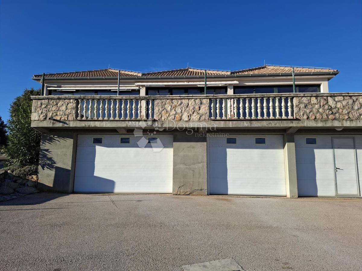 Hiša Posedarje, 500m2