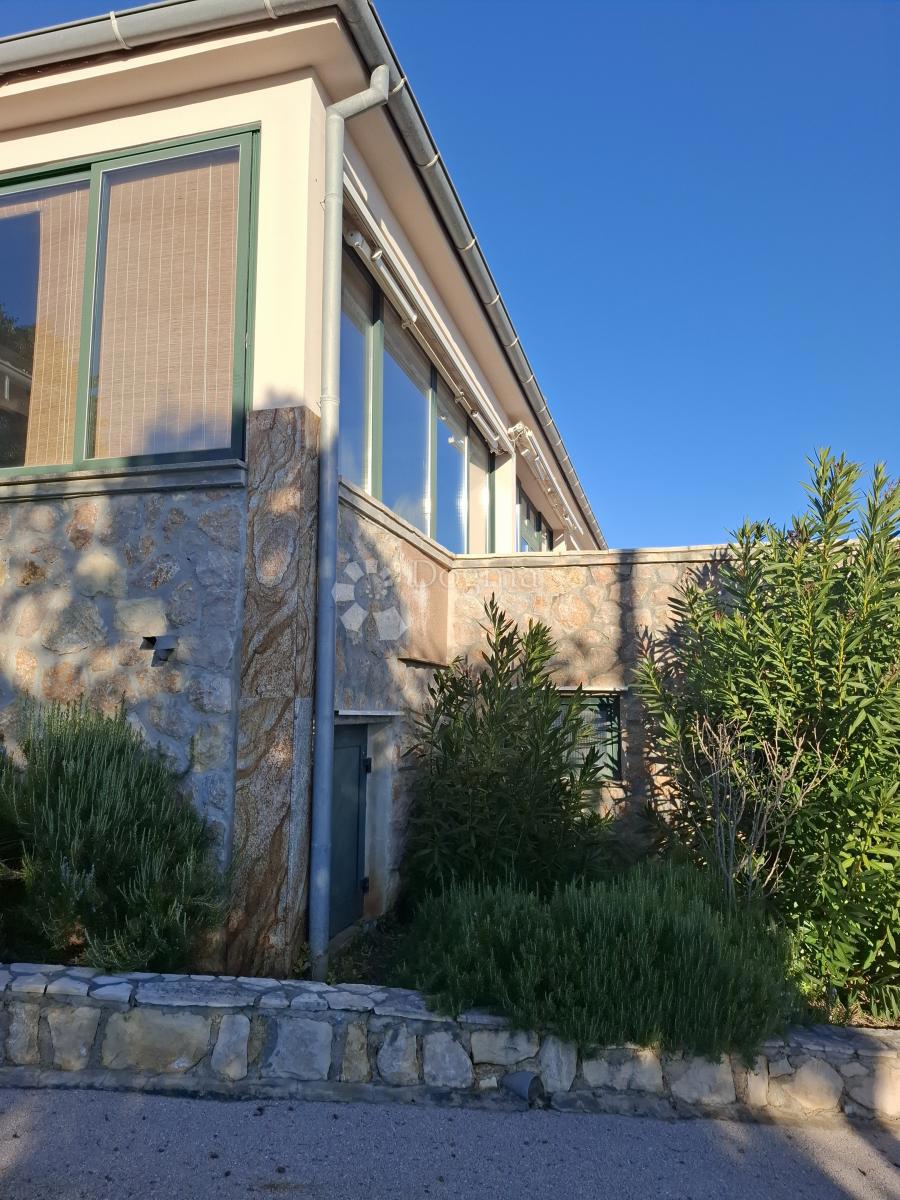 Hiša Posedarje, 500m2