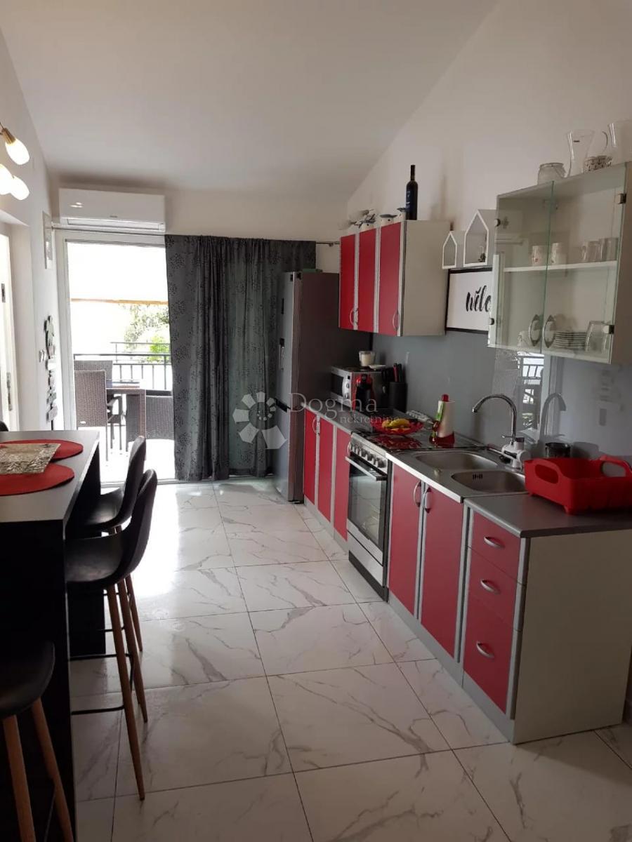 Hiša Jadrija, Šibenik - Okolica, 75m2