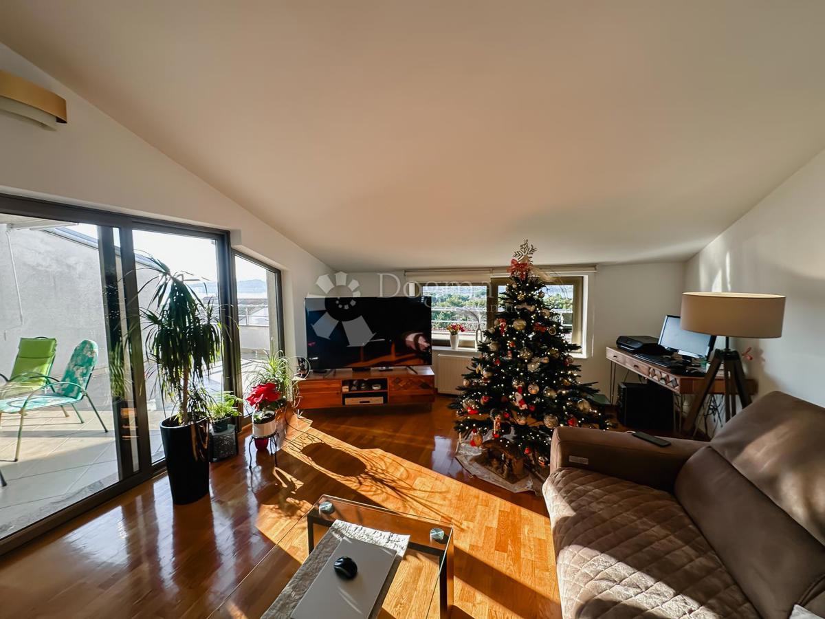 Stanovanje Crnica, Šibenik, 251,93m2