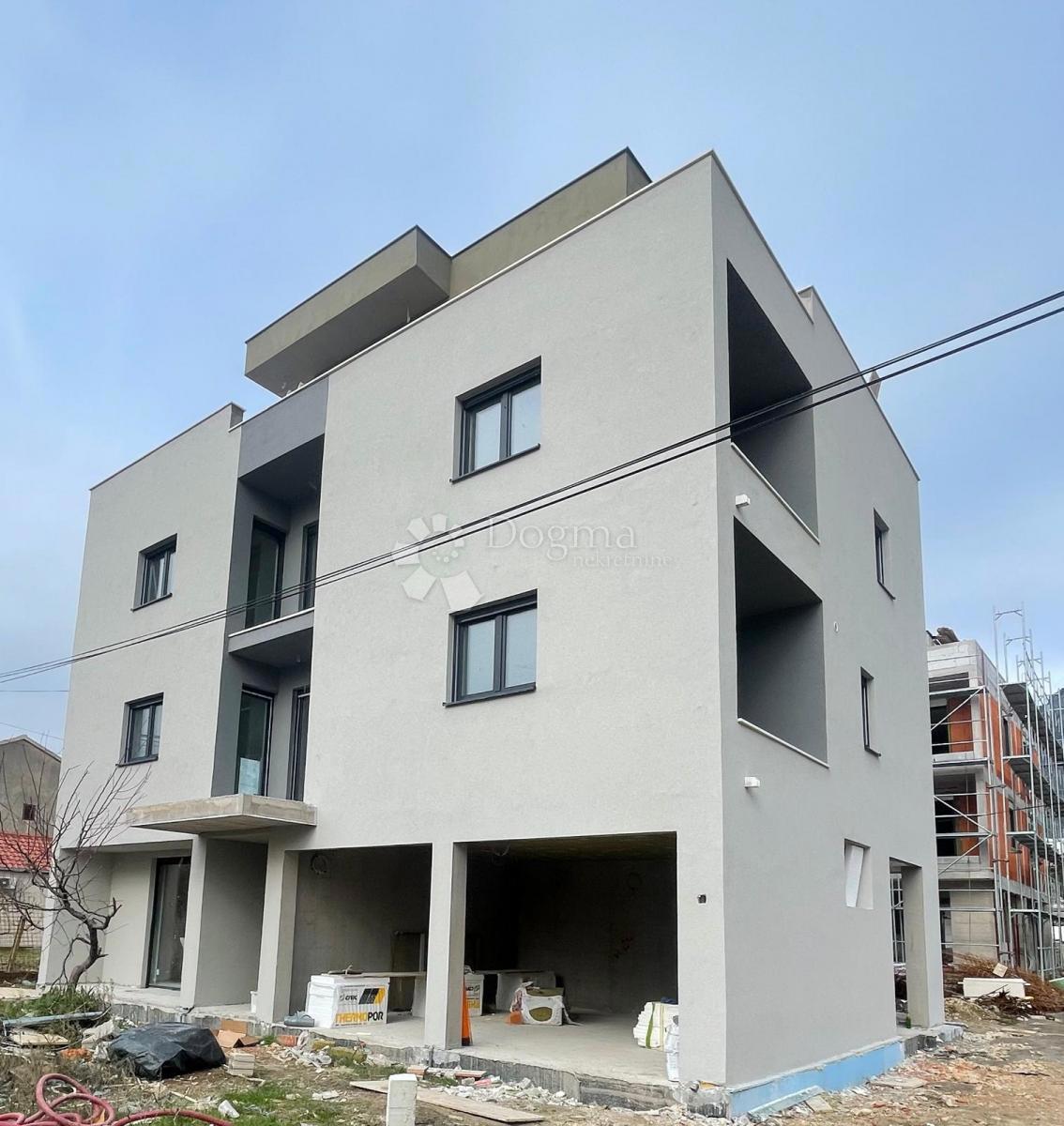 Stanovanje Kaštel Gomilica, Kaštela, 115m2