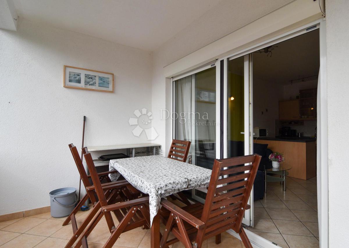 Stanovanje Novigrad, 42m2