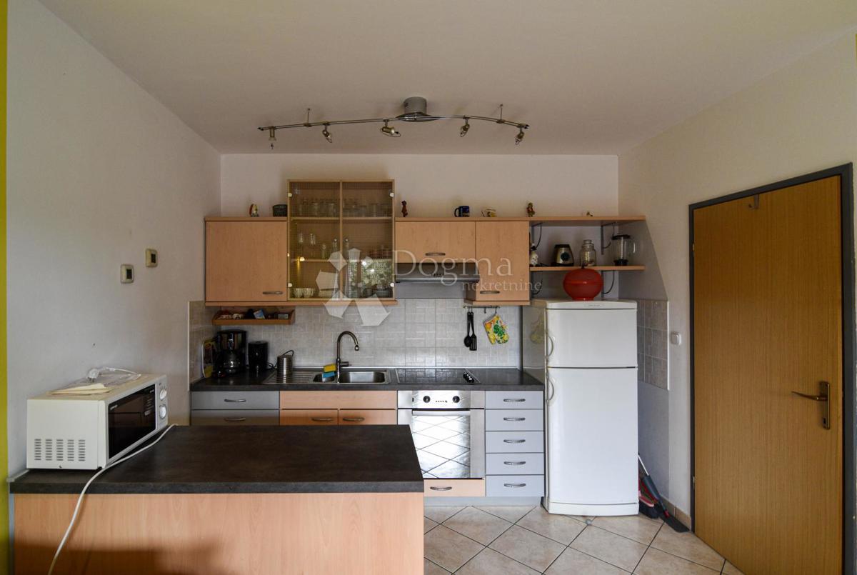 Stanovanje Novigrad, 42m2