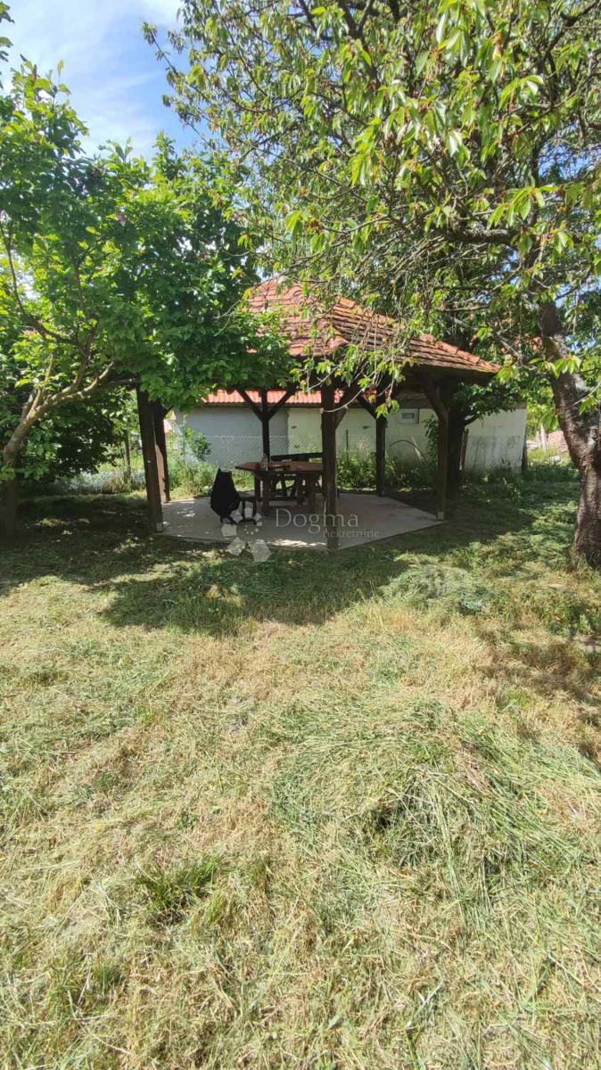 Hiša Ladimirevci, Valpovo, 42m2