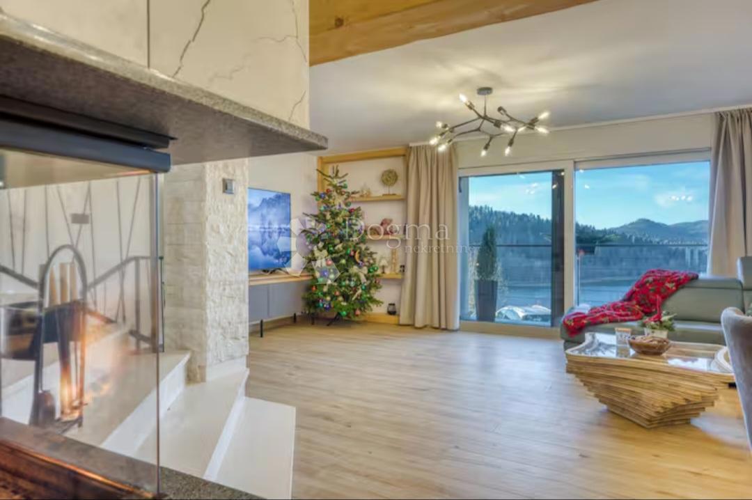 Hiša Fužine, 180m2