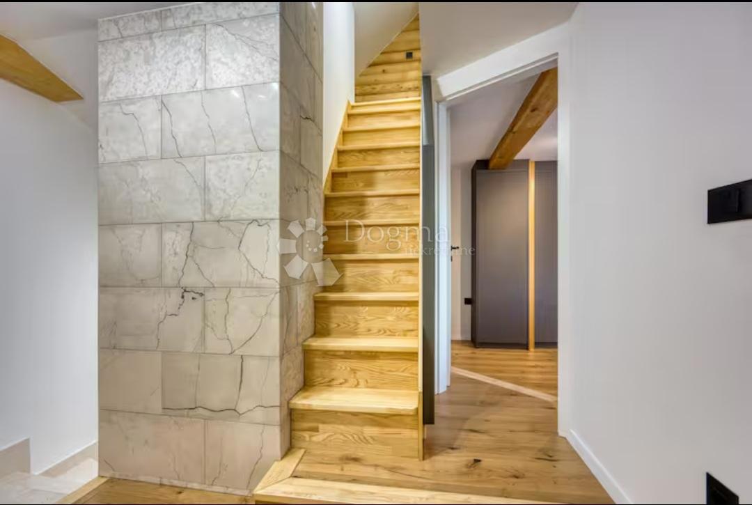 Hiša Fužine, 180m2