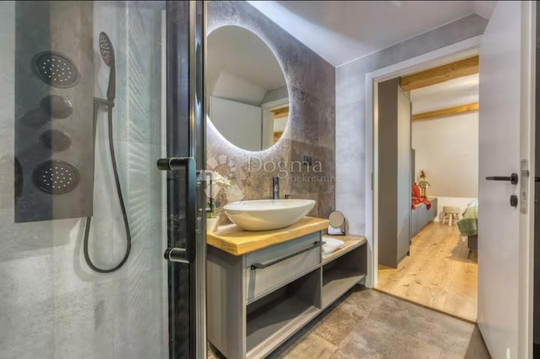 Hiša Fužine, 180m2