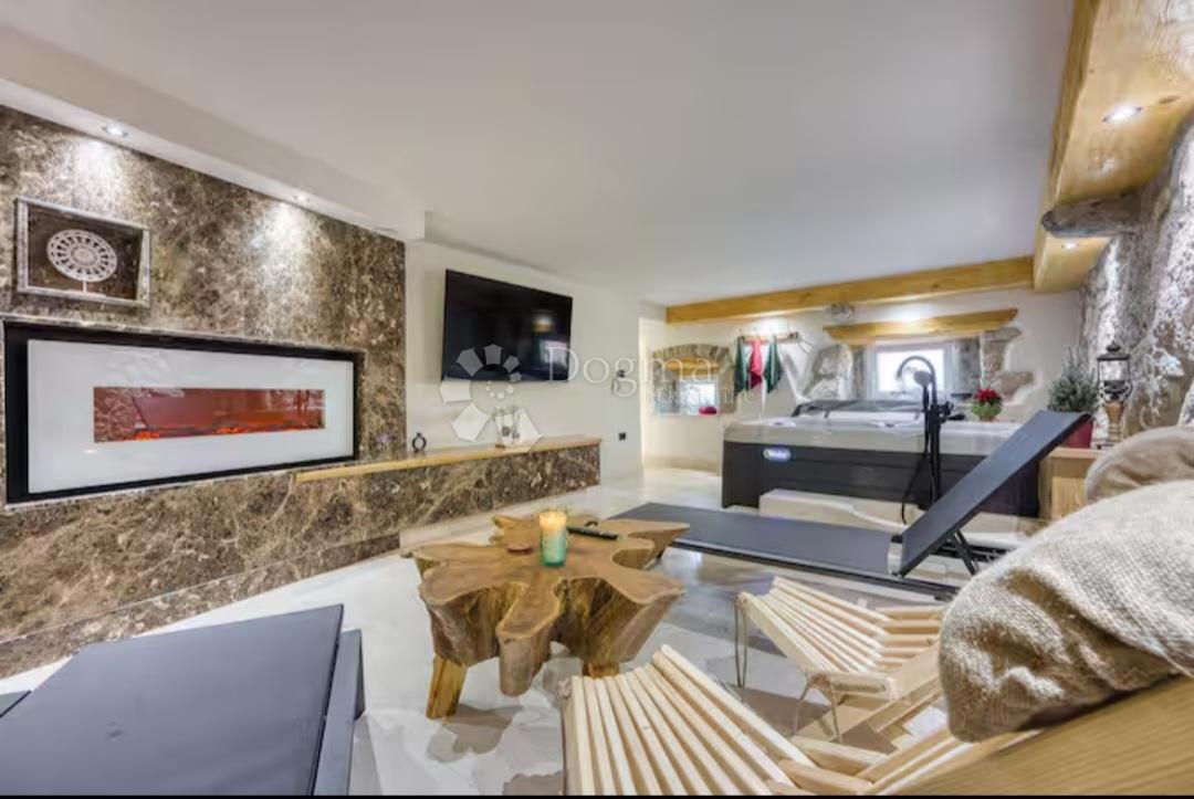 Hiša Fužine, 180m2