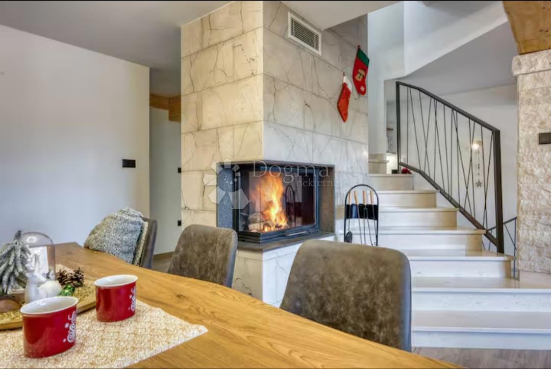 Hiša Fužine, 180m2