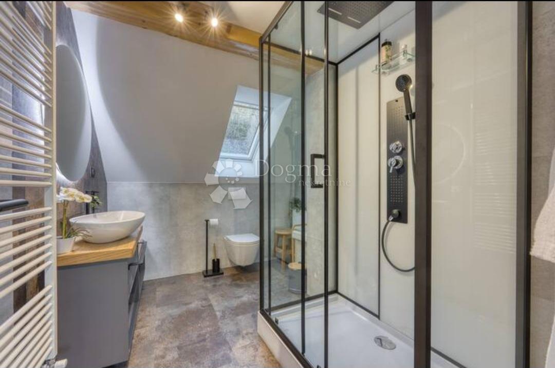 Hiša Fužine, 180m2