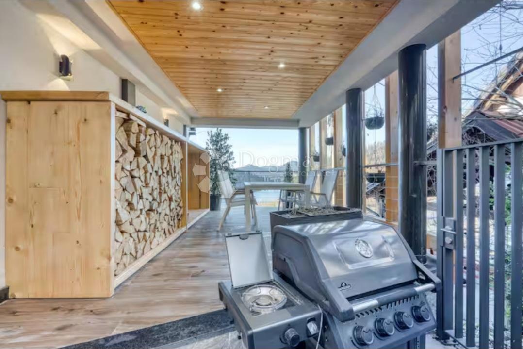 Hiša Fužine, 180m2