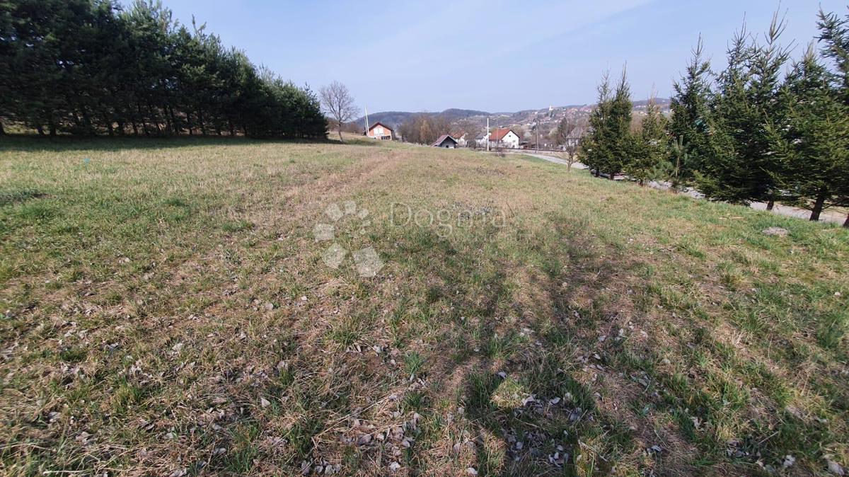 Zazidljivo zemljišče Novi Marof, 2.059m2