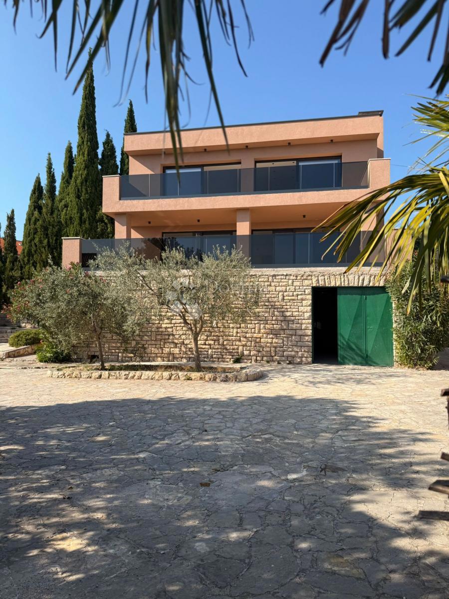 Apartma Maslenica, Jasenice, 119,83m2