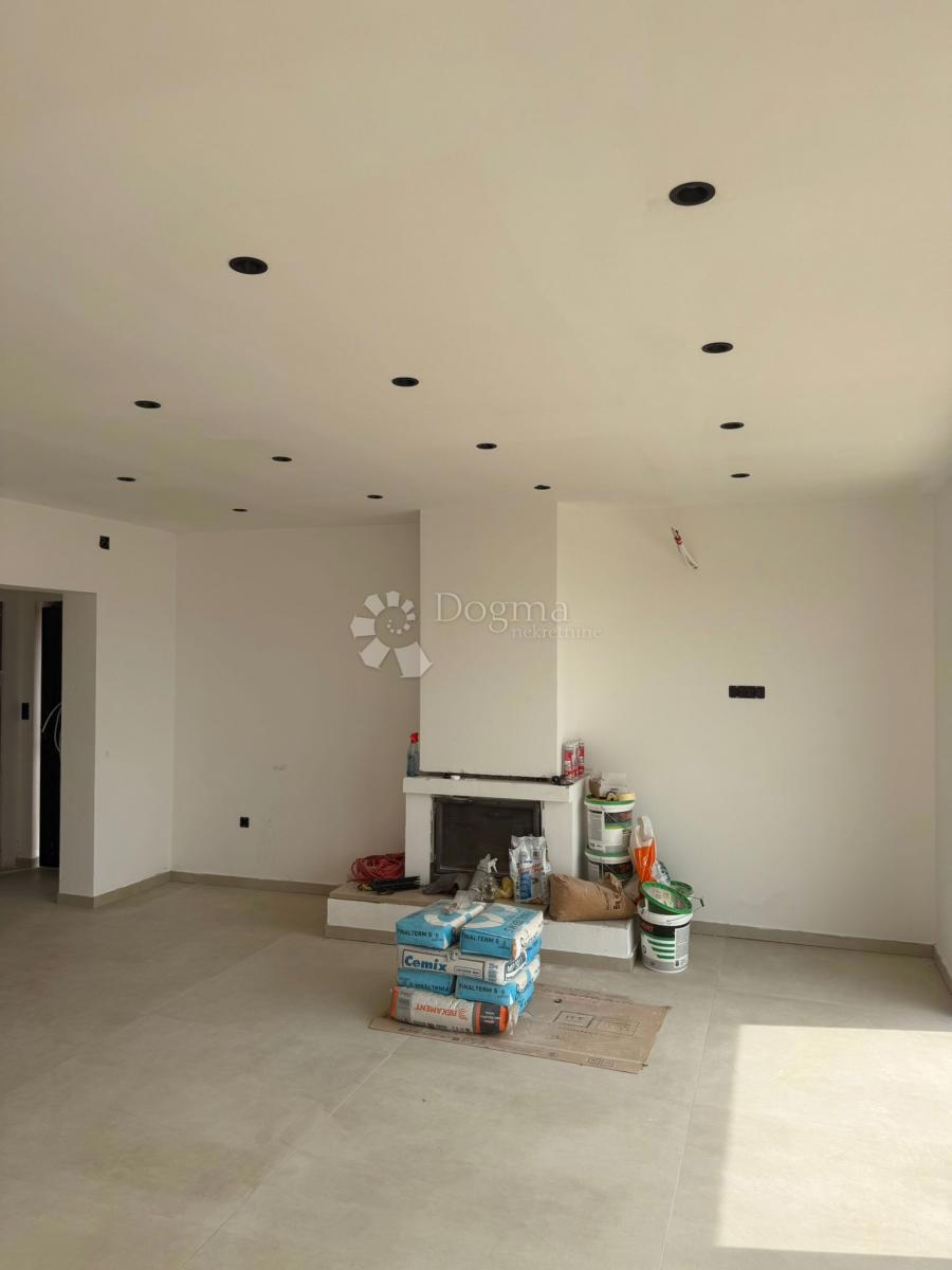 Apartma Maslenica, Jasenice, 119,83m2