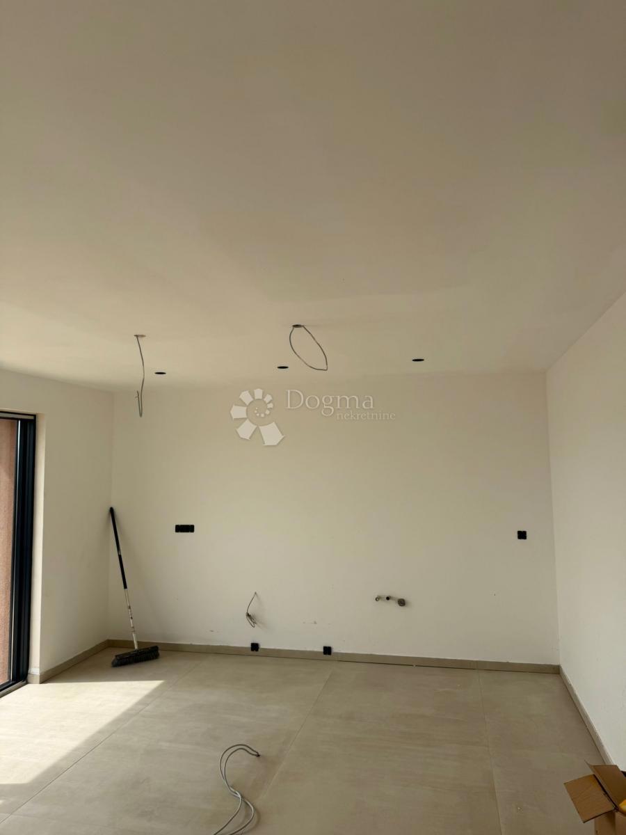 Apartma Maslenica, Jasenice, 119,83m2