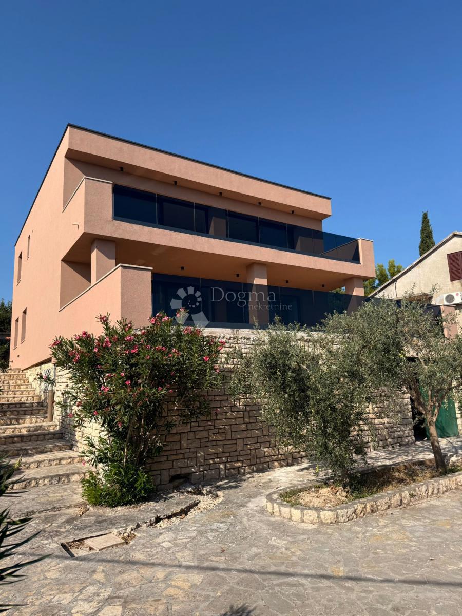 Apartma Maslenica, Jasenice, 119,83m2