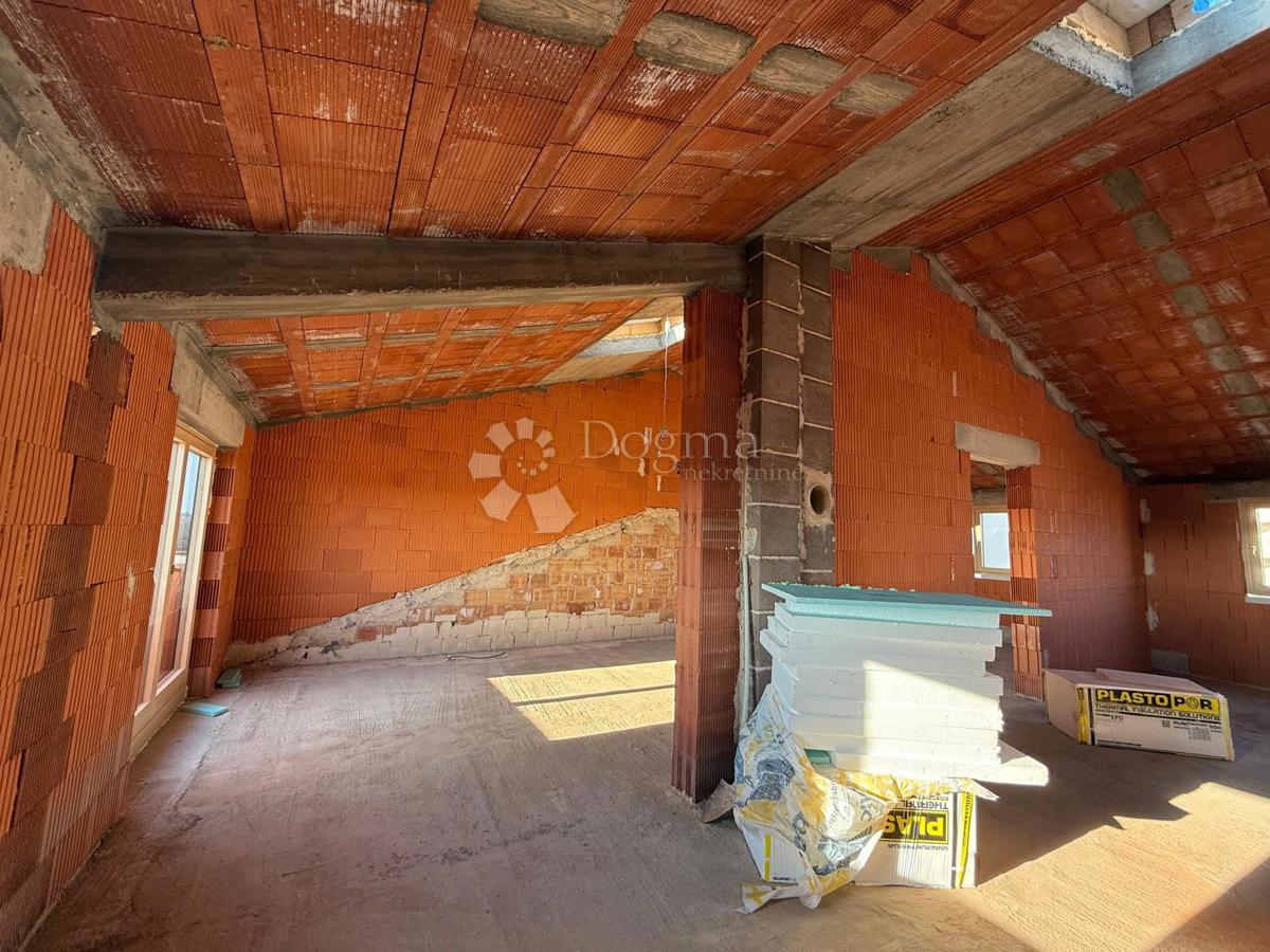 Stanovanje Valdebek, Pula, 95,66m2