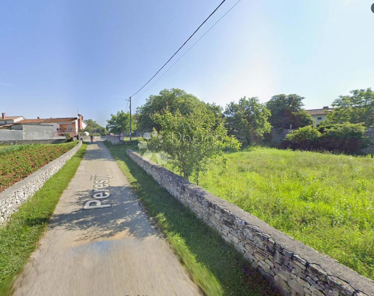 Zazidljivo zemljišče Peresiji, Svetvinčenat, da, 1.571m2