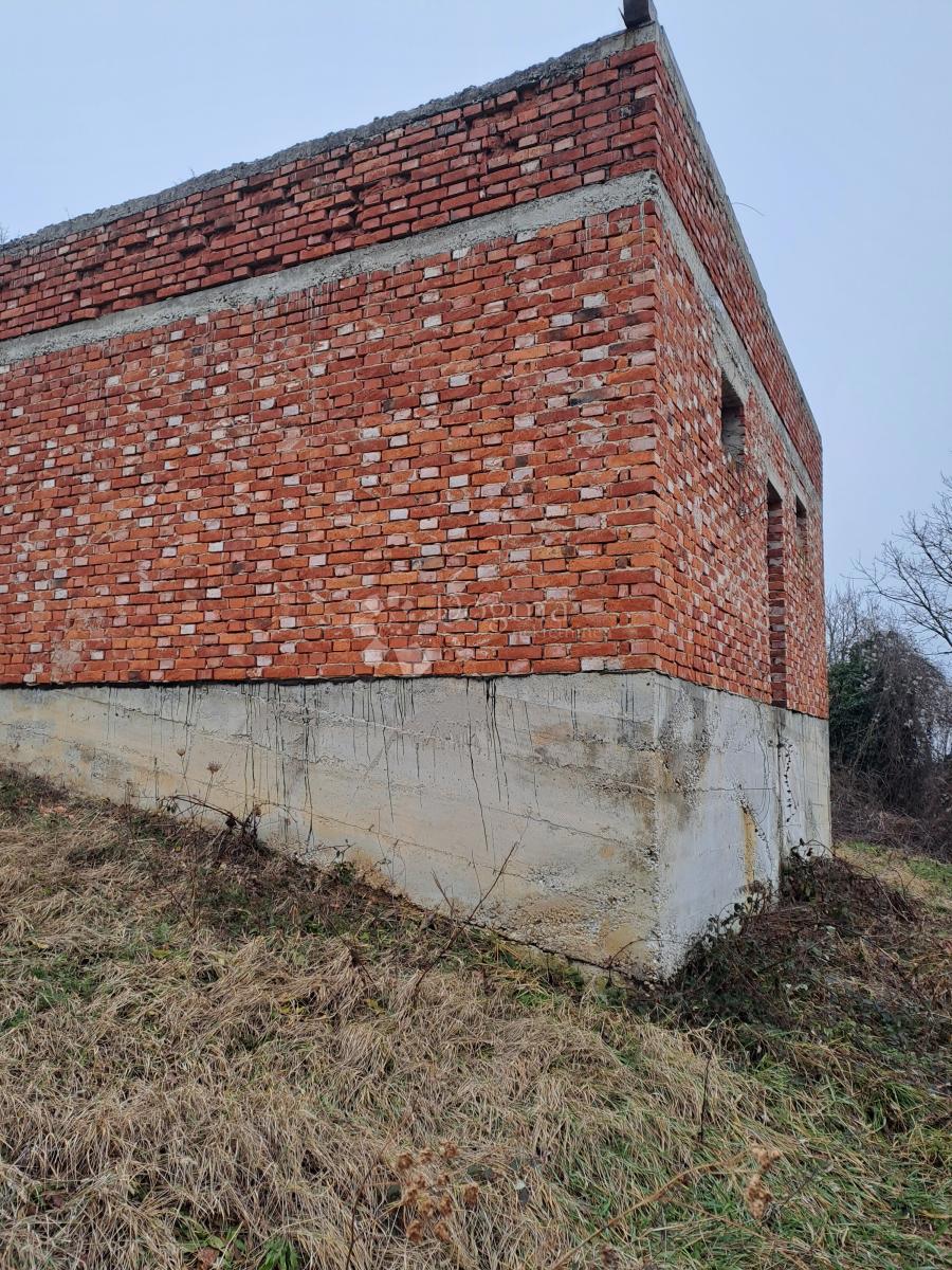 Hiša Čremušnica, Gvozd, 70m2