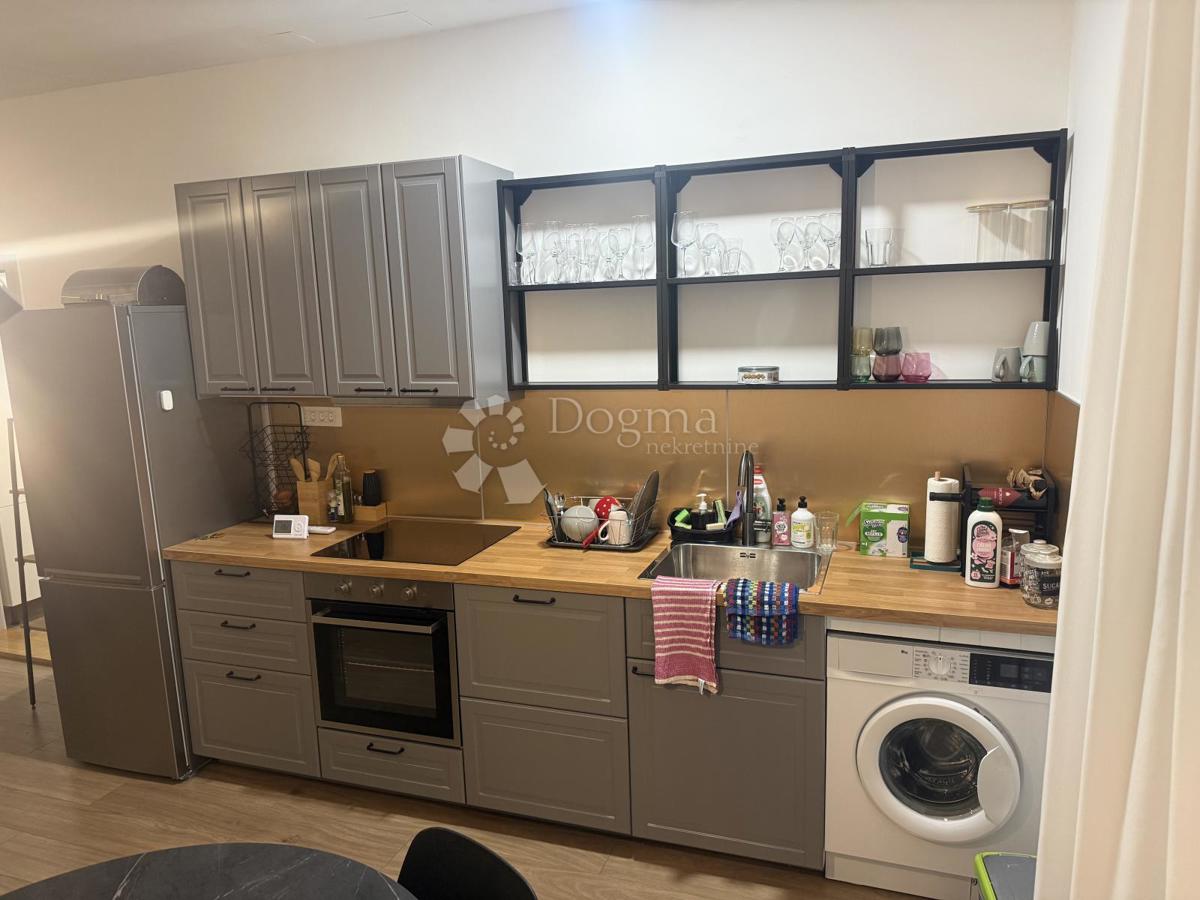 Stanovanje Centar, Gornji Grad - Medveščak, 44m2