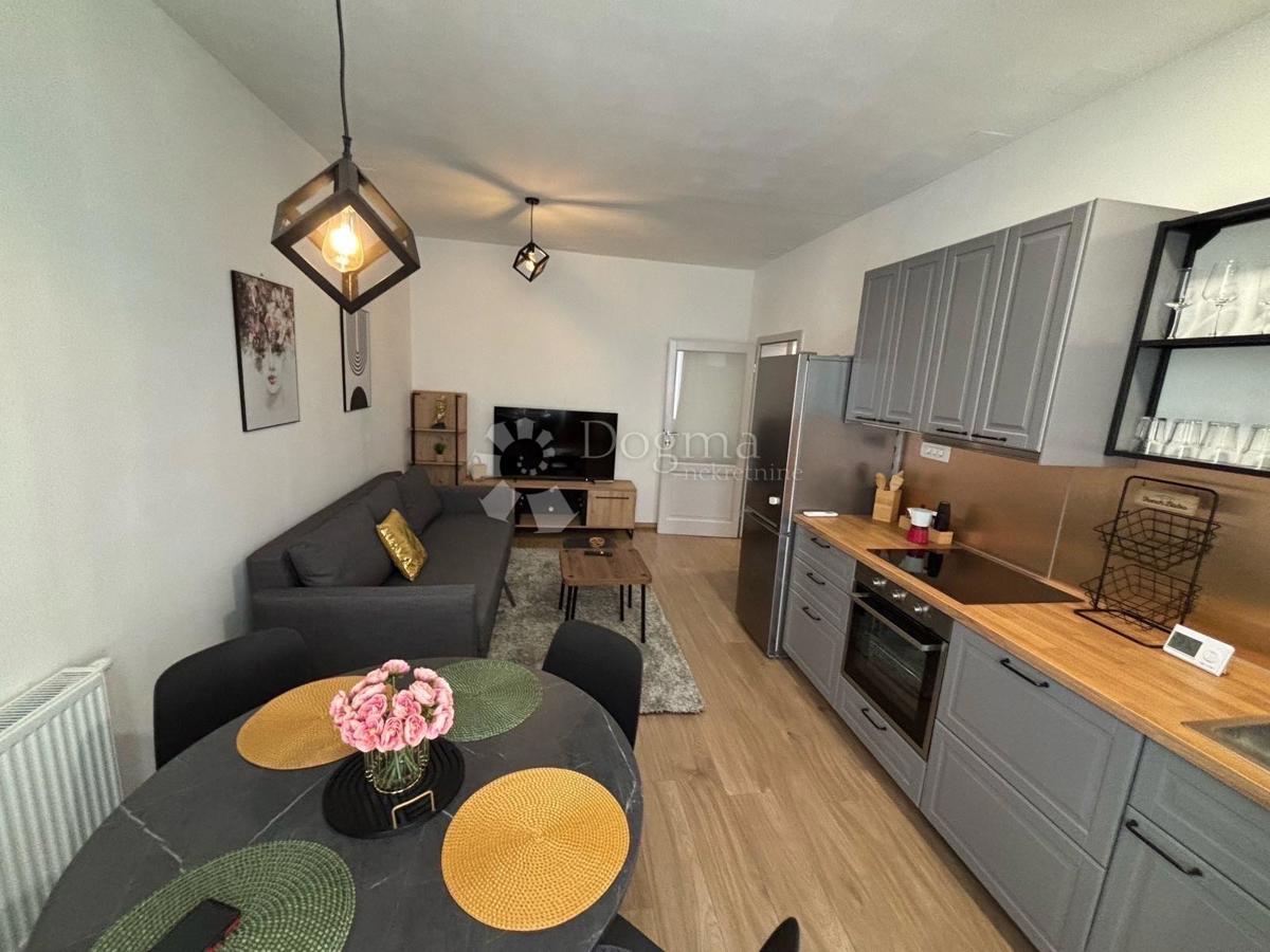 Stanovanje Centar, Gornji Grad - Medveščak, 44m2