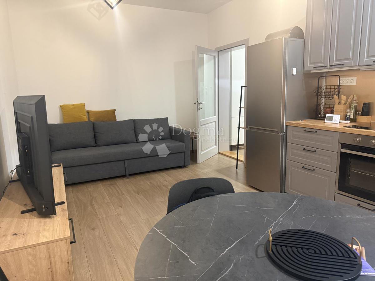 Stanovanje Centar, Gornji Grad - Medveščak, 44m2