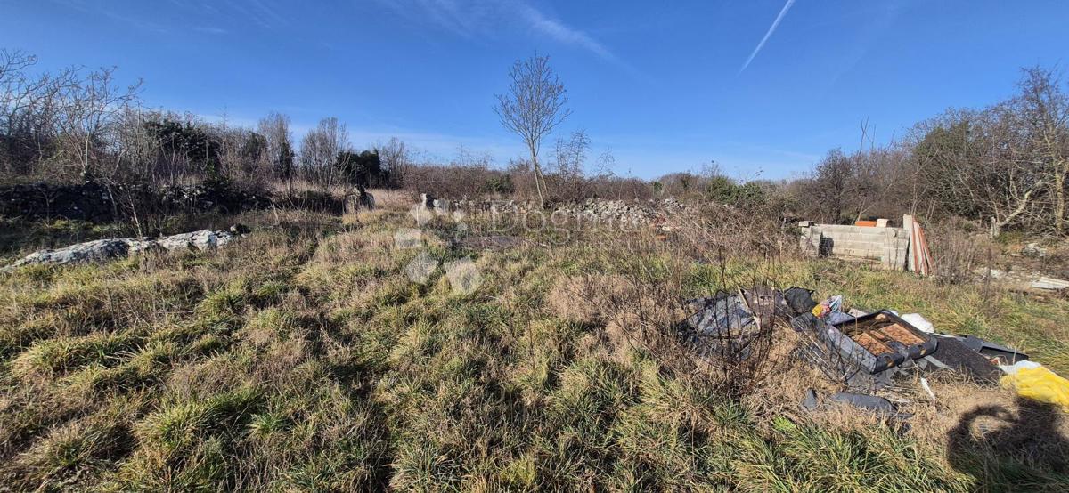 Zazidljivo zemljišče Rakalj, Marčana, 1.025m2