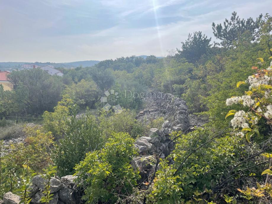 Zemljišče Vrbnik, 1.035m2