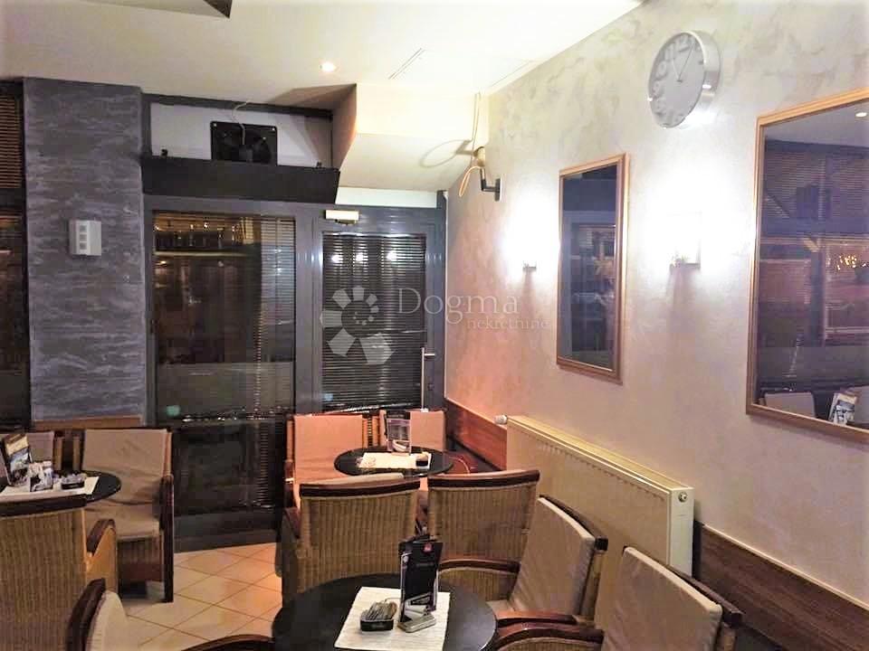 Poslovni prostor Centar, Varaždin, 145,08m2