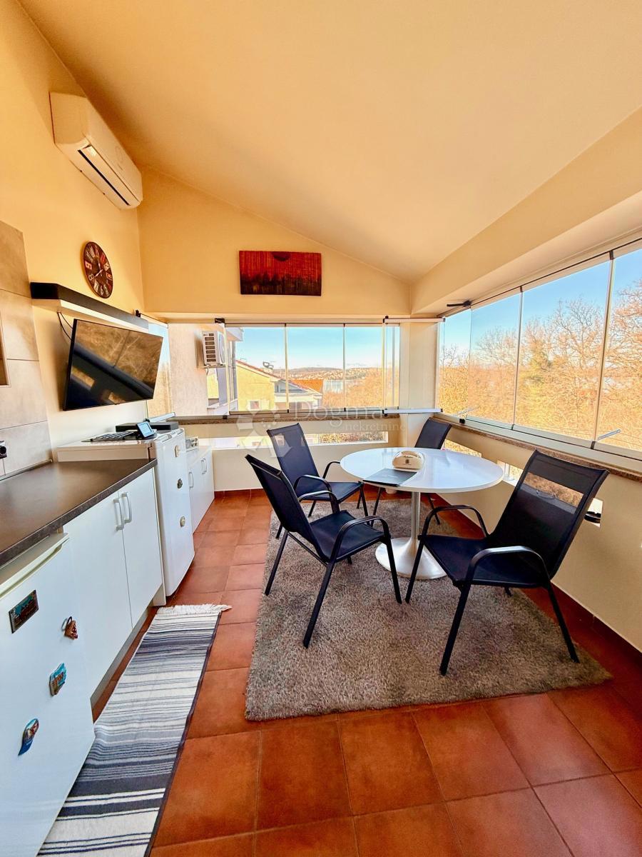 Stanovanje Klimno, Dobrinj, 65m2