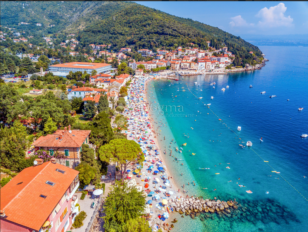 Zazidljivo zemljišče Mošćenička Draga, 667m2