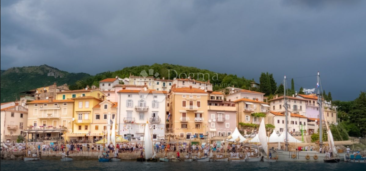 Zazidljivo zemljišče Mošćenička Draga, 667m2