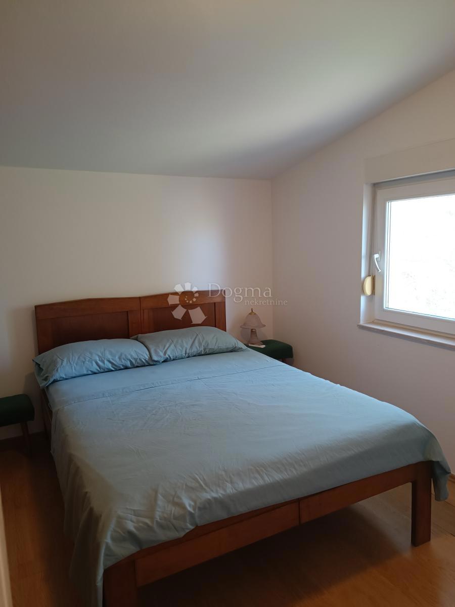 Hiša Grohote, Šolta, 120m2