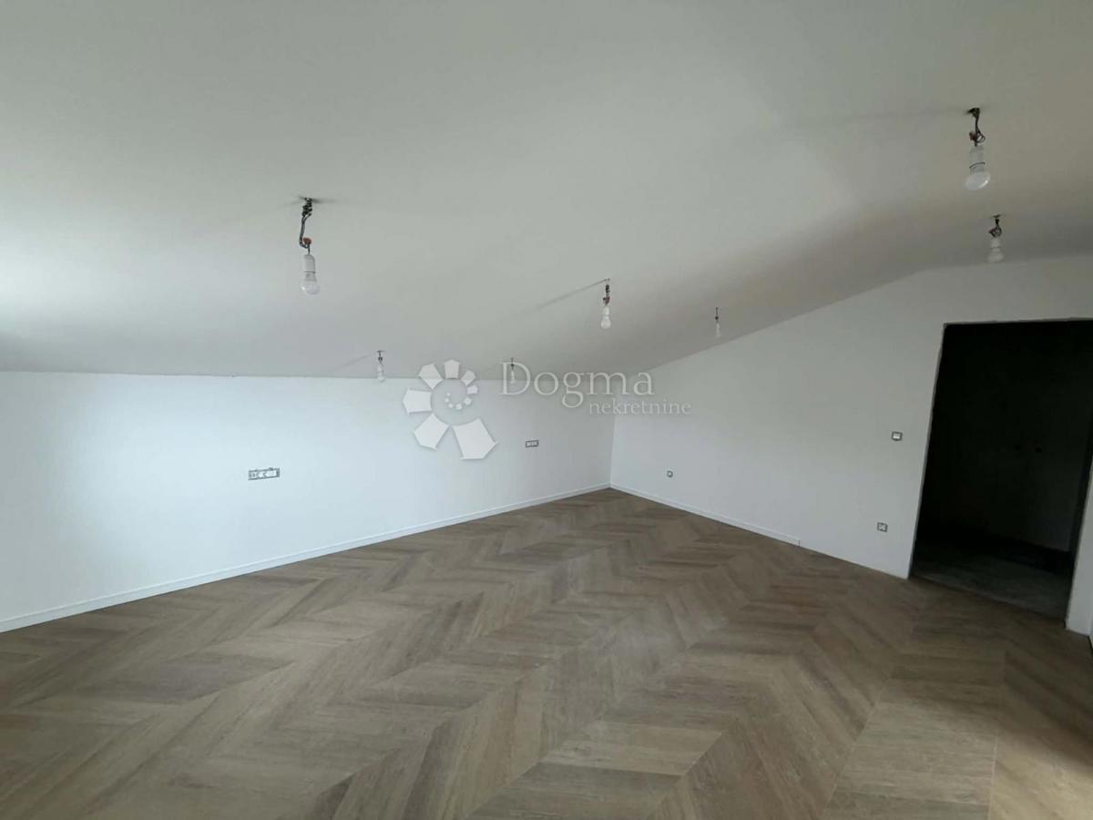 Stanovanje Kostrena Sveta Lucija, Kostrena, 220m2