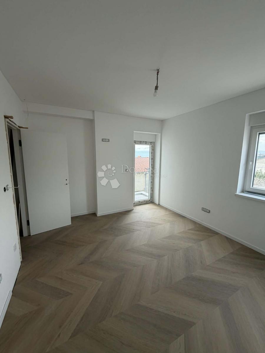 Stanovanje Kostrena Sveta Lucija, Kostrena, 220m2