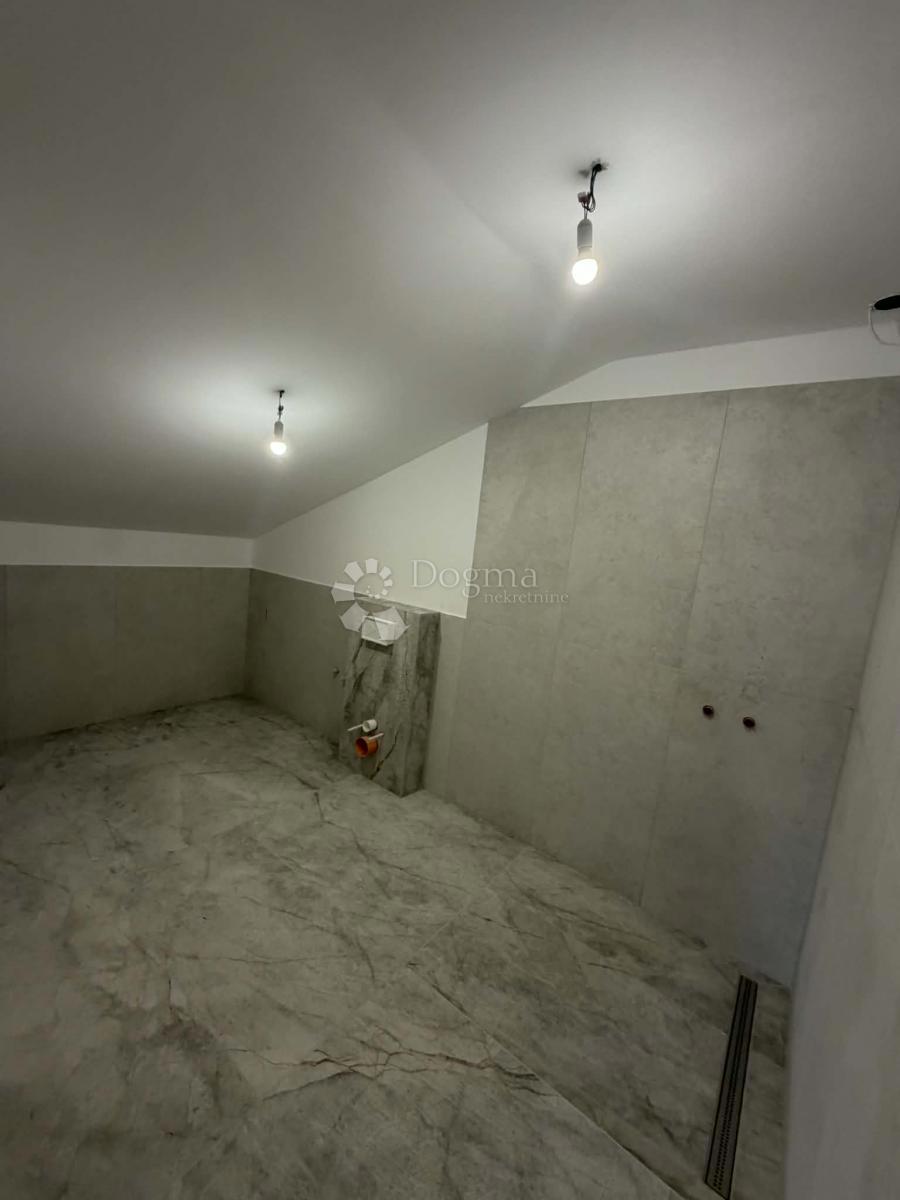 Stanovanje Kostrena Sveta Lucija, Kostrena, 220m2