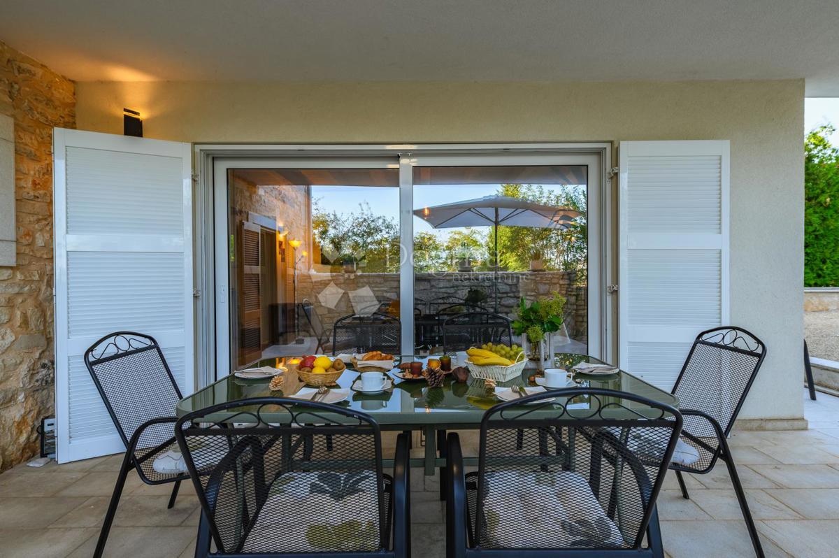 Hiša Rakalj, Marčana, 260m2