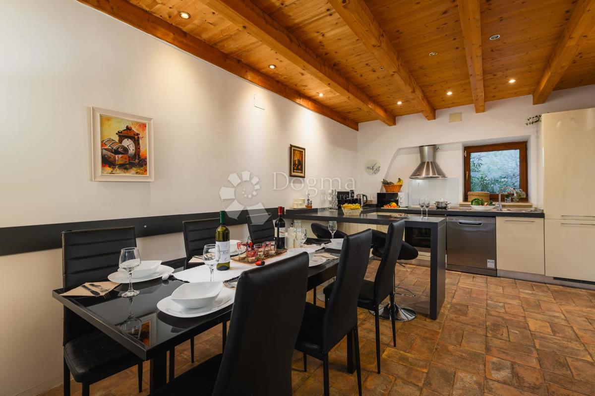 Hiša Rakalj, Marčana, 260m2