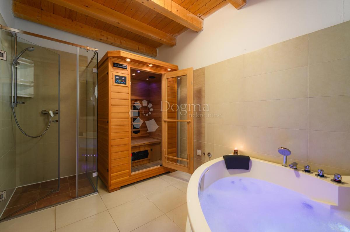 Hiša Rakalj, Marčana, 260m2