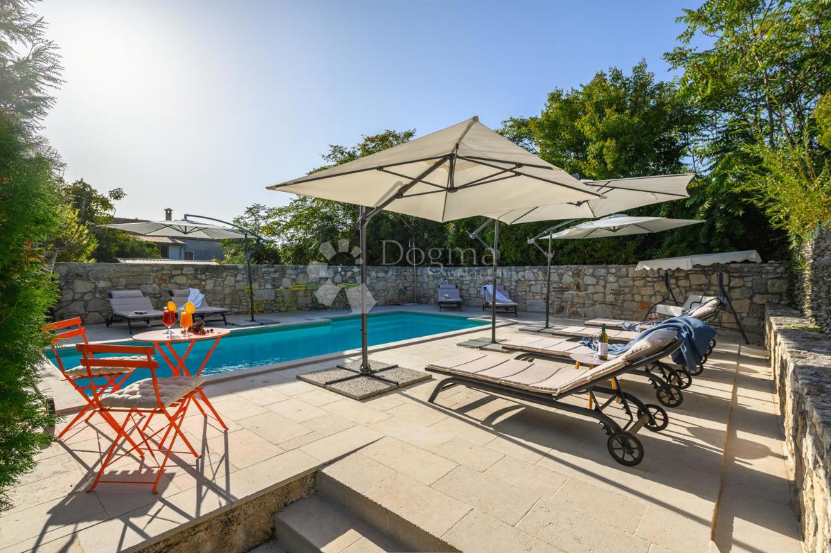 Hiša Rakalj, Marčana, 260m2