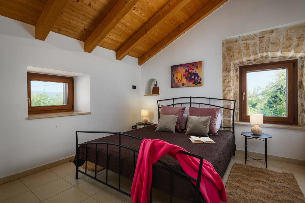 Hiša Rakalj, Marčana, 260m2