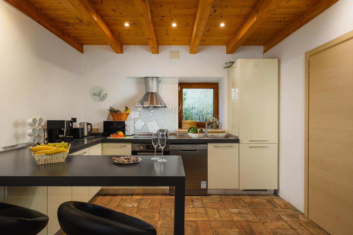 Hiša Rakalj, Marčana, 260m2