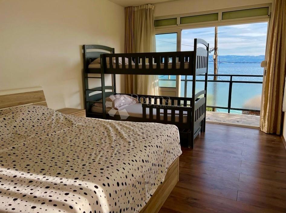 Stanovanje Jesenice, Dugi Rat, 132m2